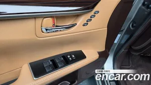 Lexus ES, 2018 — миниатюра 26