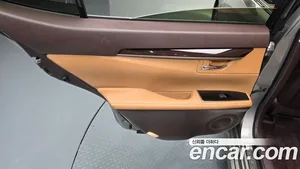 Lexus ES, 2018 — миниатюра 15