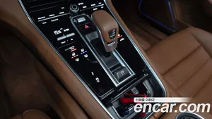 Porsche Panamera, 2022 — миниатюра 11