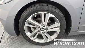 Hyundai Avante, 2017 — миниатюра 5