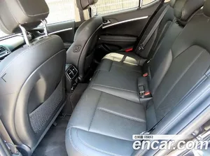 Genesis G70, 2023 — миниатюра 6