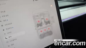 Tesla Model Y, 2023 — миниатюра 24