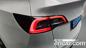 Tesla Model Y, 2023 — миниатюра 9