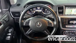 Mercedes-Benz GL-Class, 2016 — миниатюра 13