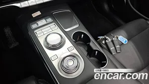 Genesis GV70, 2024 — миниатюра 12