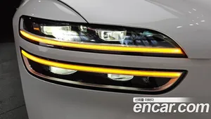 Genesis GV70, 2024 — миниатюра 8