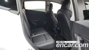 Tesla Model Y, 2021 — миниатюра 17