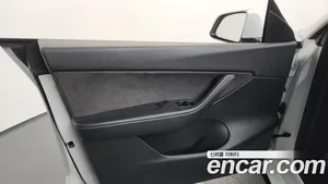 Tesla Model Y, 2021 — миниатюра 14