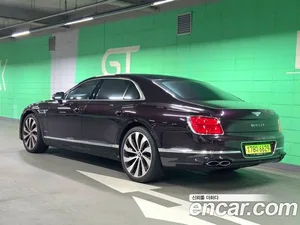 Bentley Flying Spur, 2024 — миниатюра 4