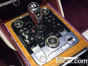 Bentley Flying Spur, 2024 — миниатюра 16