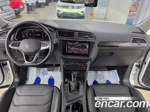 Volkswagen Tiguan, 2022 — миниатюра 7