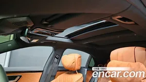 Mercedes-Benz S-Class, 2024 — миниатюра 28