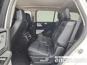 Lincoln Aviator, 2020 — миниатюра 12