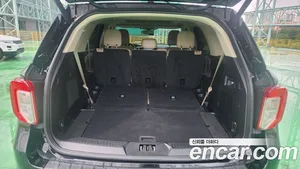 Ford Explorer, 2022 — миниатюра 8