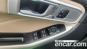 Ford Explorer, 2022 — миниатюра 12