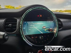 Mini Cooper, 2023 — миниатюра 10