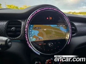 Mini Cooper, 2023 — миниатюра 12