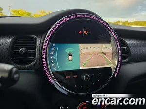 Mini Cooper, 2023 — миниатюра 13