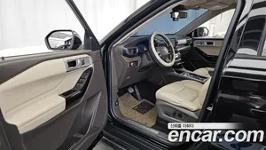 Ford Explorer, 2021 — миниатюра 13