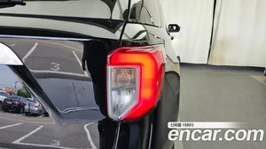 Ford Explorer, 2021 — миниатюра 9