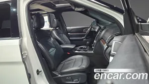 Ford Explorer, 2018 — миниатюра 11