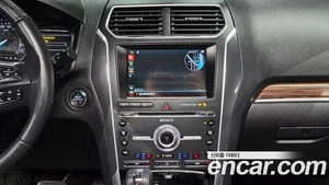 Ford Explorer, 2018 — миниатюра 17