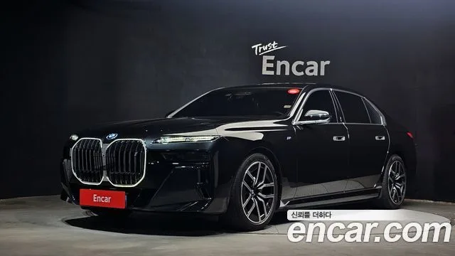 BMW i7, 2023 — фото автомобиля из Кореи