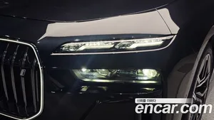 BMW i7, 2023 — миниатюра 8