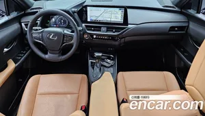 Lexus UX, 2023 — миниатюра 7