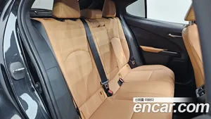 Lexus UX, 2023 — миниатюра 11