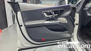Mercedes-Benz EQE, 2022 — миниатюра 14