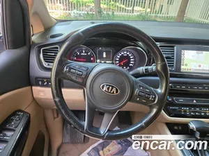Kia Carnival, 2018 — миниатюра 13