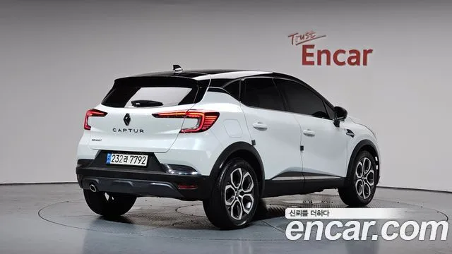 Renault Captur, 2021 — фото автомобиля из Кореи