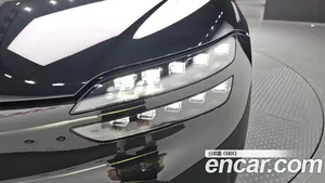 Genesis GV60, 2024 — миниатюра 8