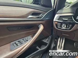 BMW 5-Series, 2017 — миниатюра 15