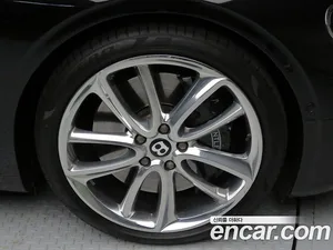Bentley Continental, 2020 — миниатюра 5