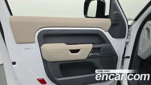 Land Rover Defender, 2021 — миниатюра 13