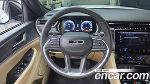 Jeep Cherokee, 2023 — миниатюра 19