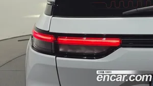 Jeep Cherokee, 2023 — миниатюра 9