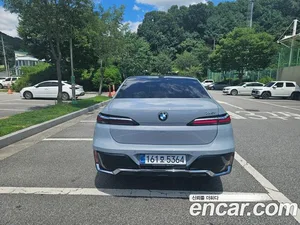 BMW 7-Series, 2023 — миниатюра 4