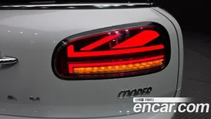 Mini Clubman, 2023 — миниатюра 9