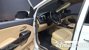Kia Carnival, 2015 — миниатюра 13