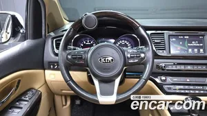 Kia Carnival, 2015 — миниатюра 19