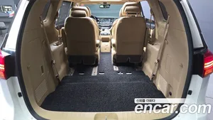 Kia Carnival, 2015 — миниатюра 33