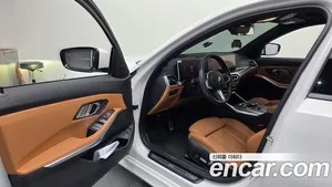 BMW 3-Series, 2023 — миниатюра 13