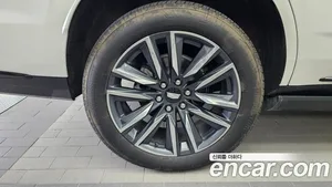 Cadillac Escalade, 2023 — миниатюра 5
