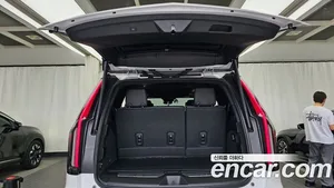 Cadillac Escalade, 2023 — миниатюра 26