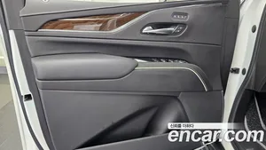 Cadillac Escalade, 2023 — миниатюра 14