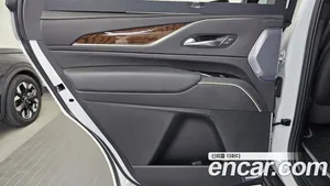 Cadillac Escalade, 2023 — миниатюра 15