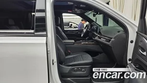 Cadillac Escalade, 2023 — миниатюра 16